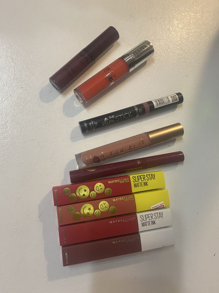 Rujuri maybelline NYX Pupa si Essence