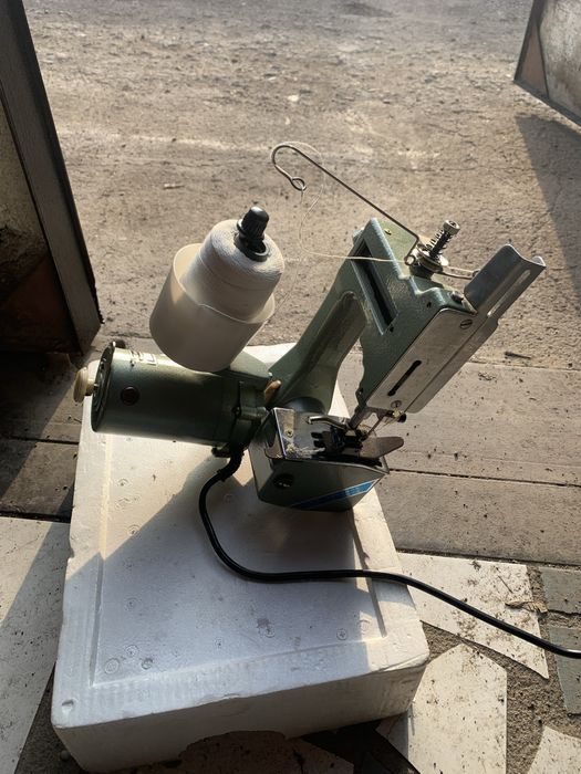 Продаётся мешкозашивочная машинка