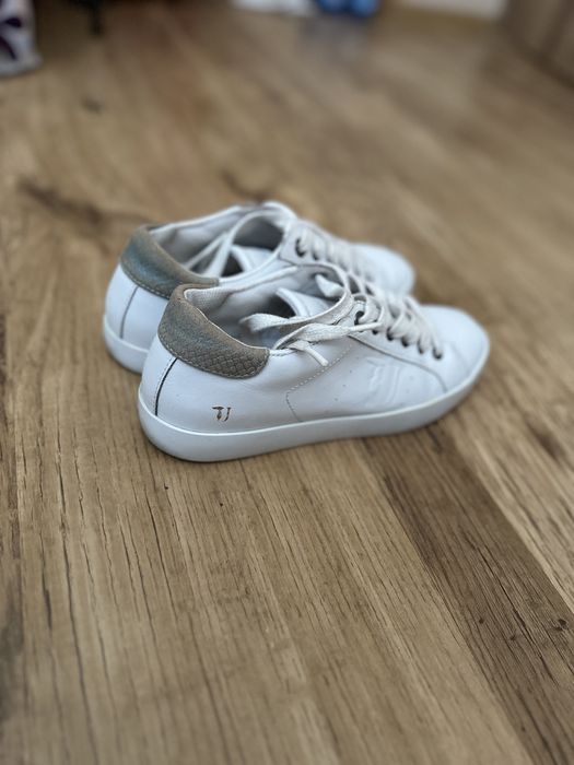 Кецове Trussardi jeans- 37 номер