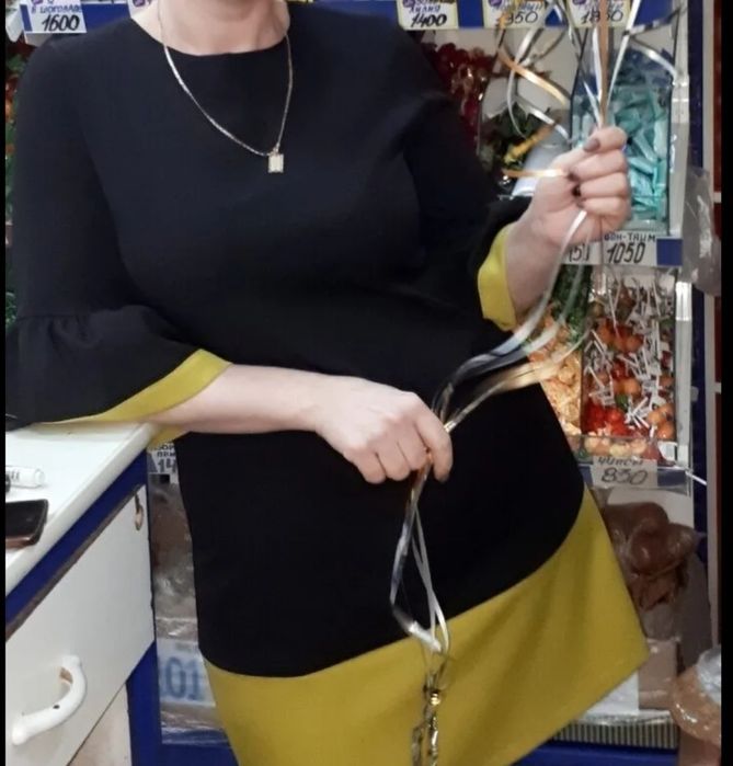 Продам платье 46-48 размера