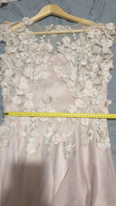 Rochie ocazie dantela 3D roz pudră