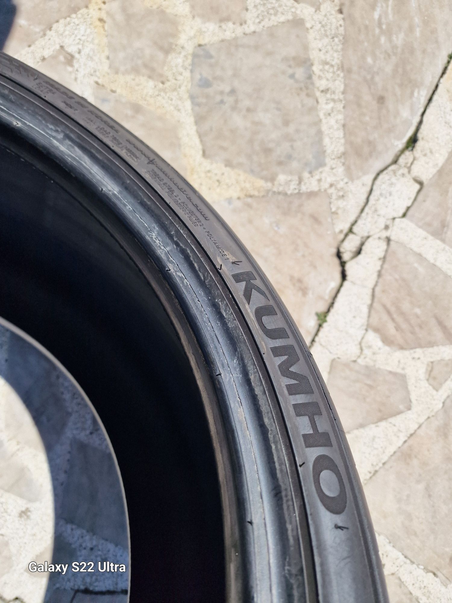 275 30 21  Kumho Нов внос от Германия