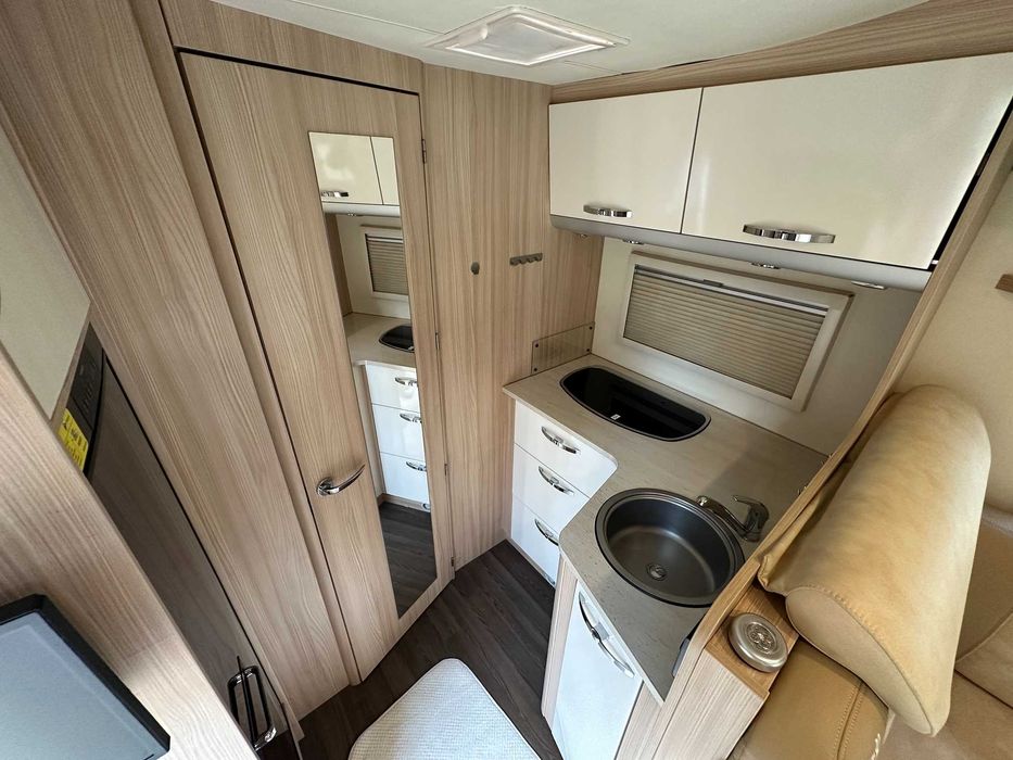 Autorulota  Burstner  2018 TOP accept variante auto !