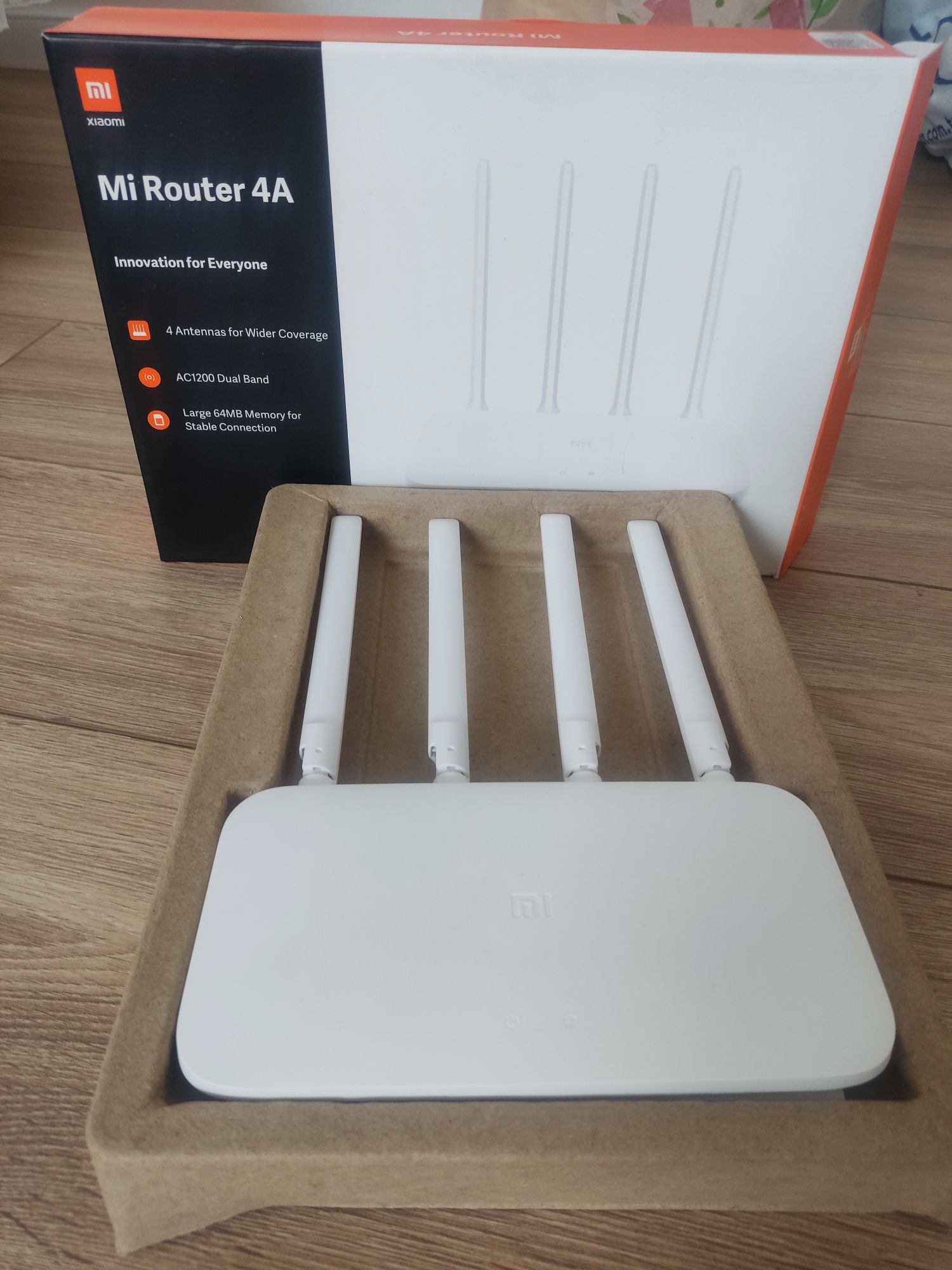Продается Xiaomi Wi-Fi Router 4A