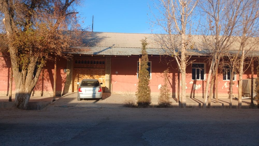 Uy sotiladi  G'afur gulom 11