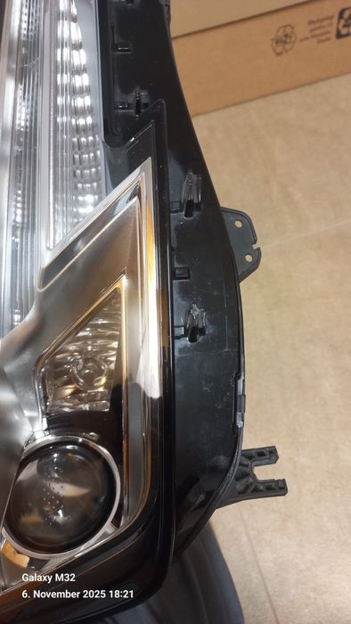 Оригинални КСЕНОНОВИ фарове за Ауди А4