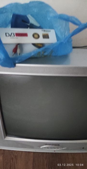 Продам телевизор