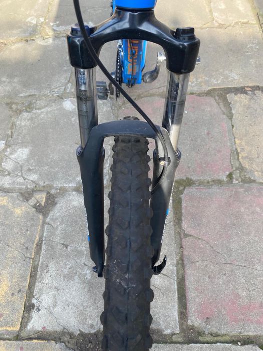 Vând bicicleta Devron