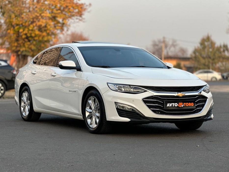 Продаётся Chevrolet Malibu 2 Premier 2022 года