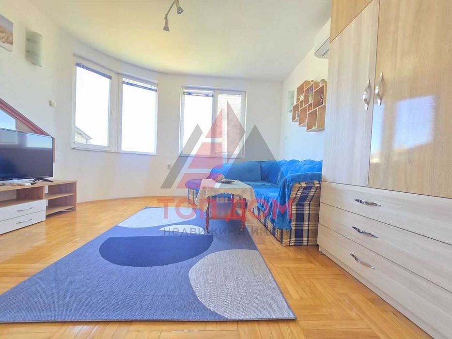 Дава се под наем Двустаен апартамент в Варна, Гръцка махала - 65 кв.м за 612 € - Снимка #1