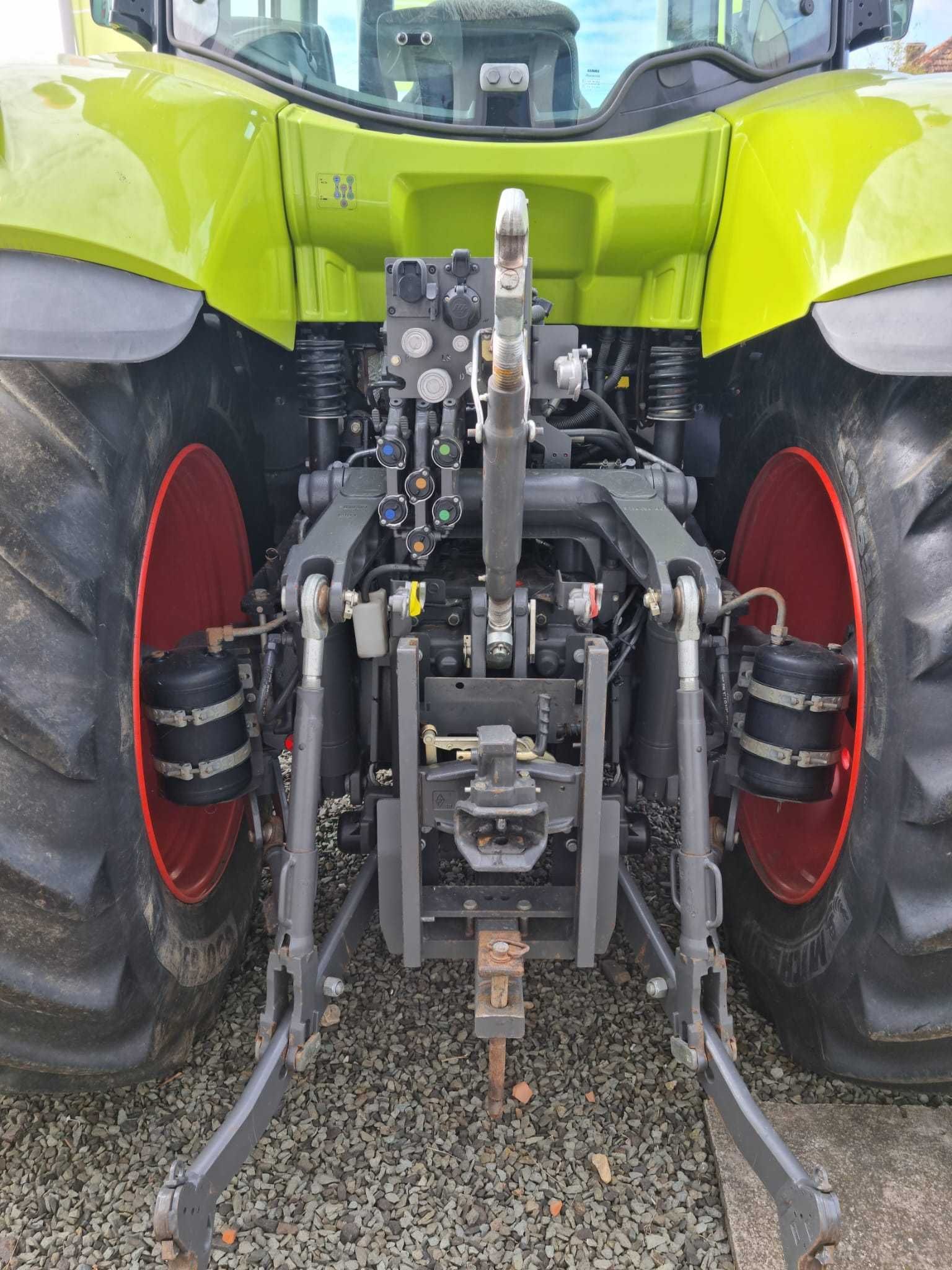 Tractor CLAAS Axion 800- PROMOTIE