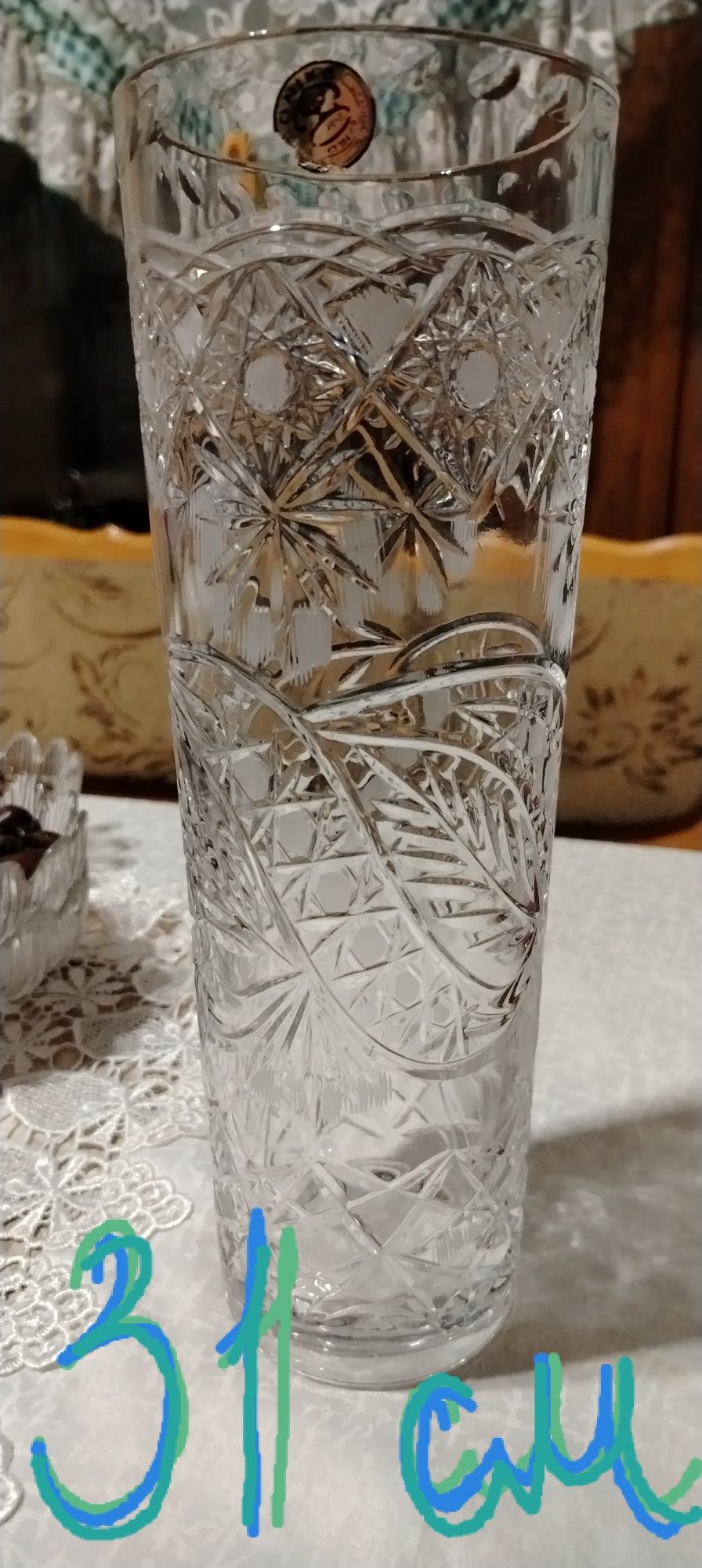 Для цветов, красивые, хрустальные вазы