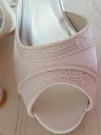 сватбени обувки сватба