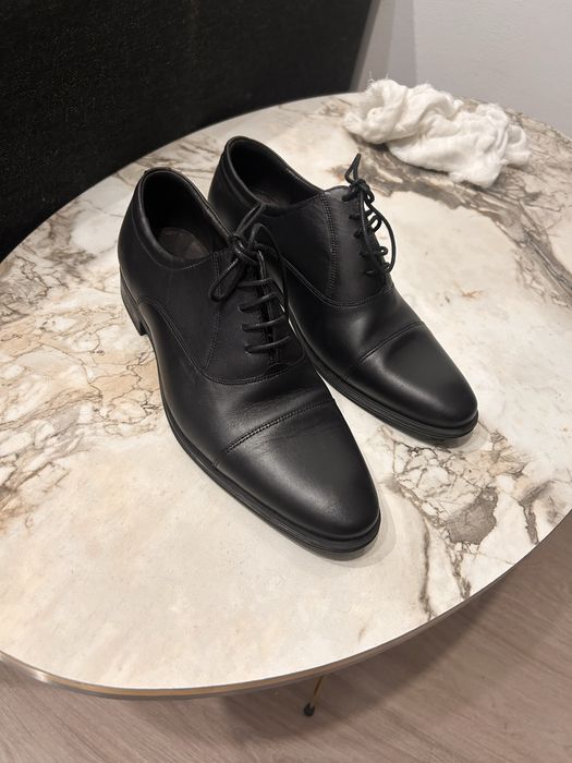 Pantofi piele aproape noi