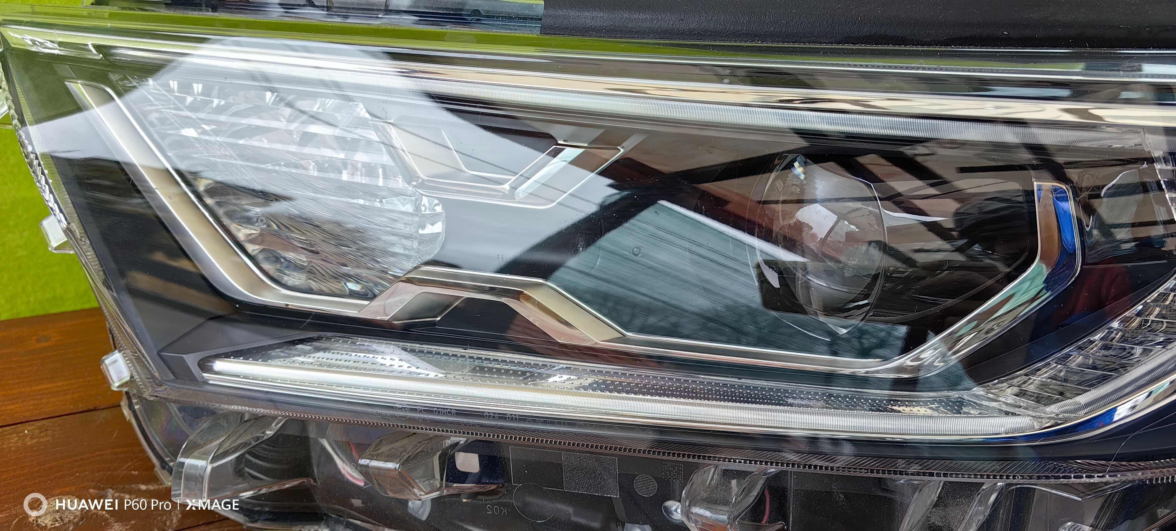 Фар за Toyota Rav4 Full LED / Фарове Тойота Рав4 Фул ЛЕД