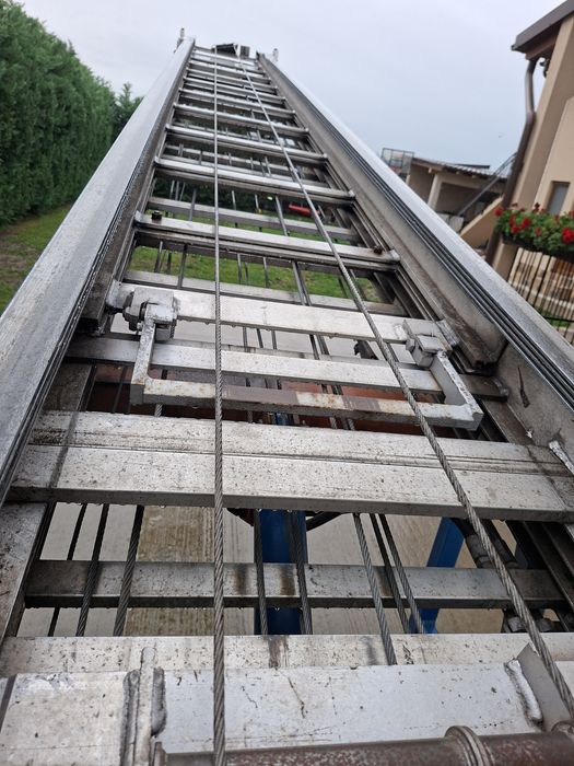 Vand lift exterior/construcții