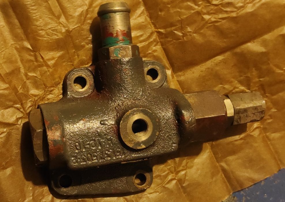 Клапан кпп хтз т-150