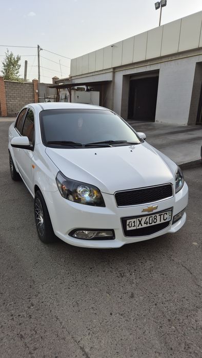 Nexia 3 2021 4-paz A/T 48000km