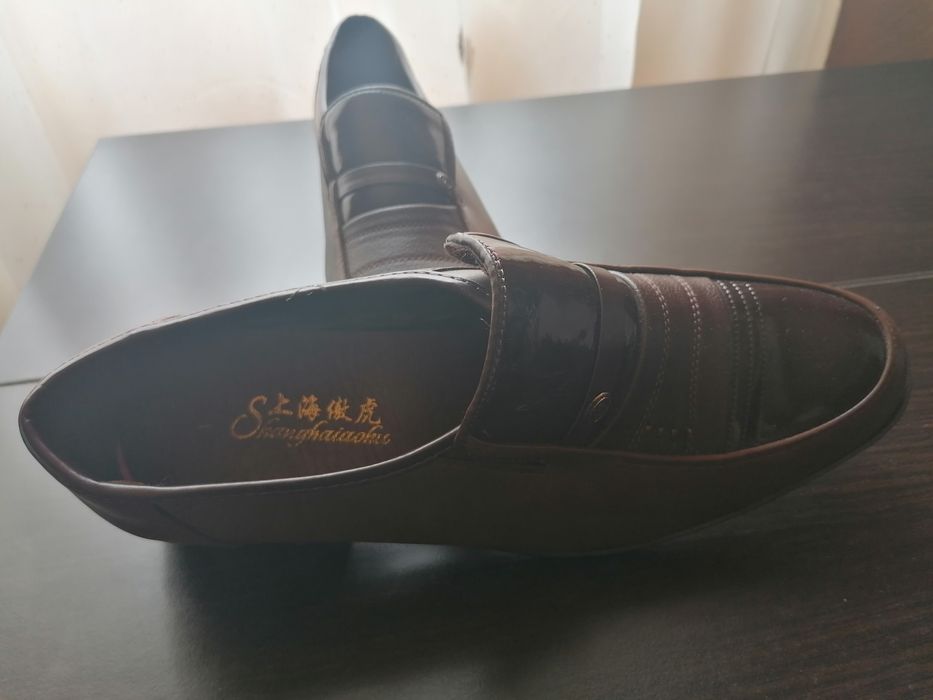 Pantofi eleganți pentru bărbați, mărimea 43