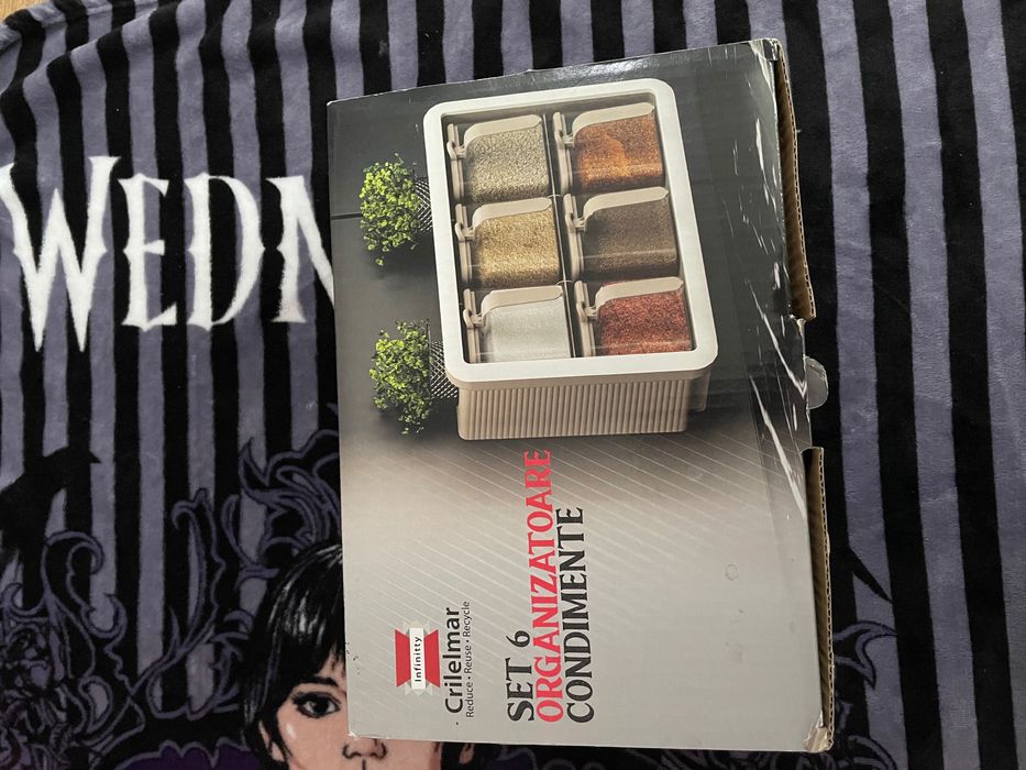 Set recipiente pentru condimente noi