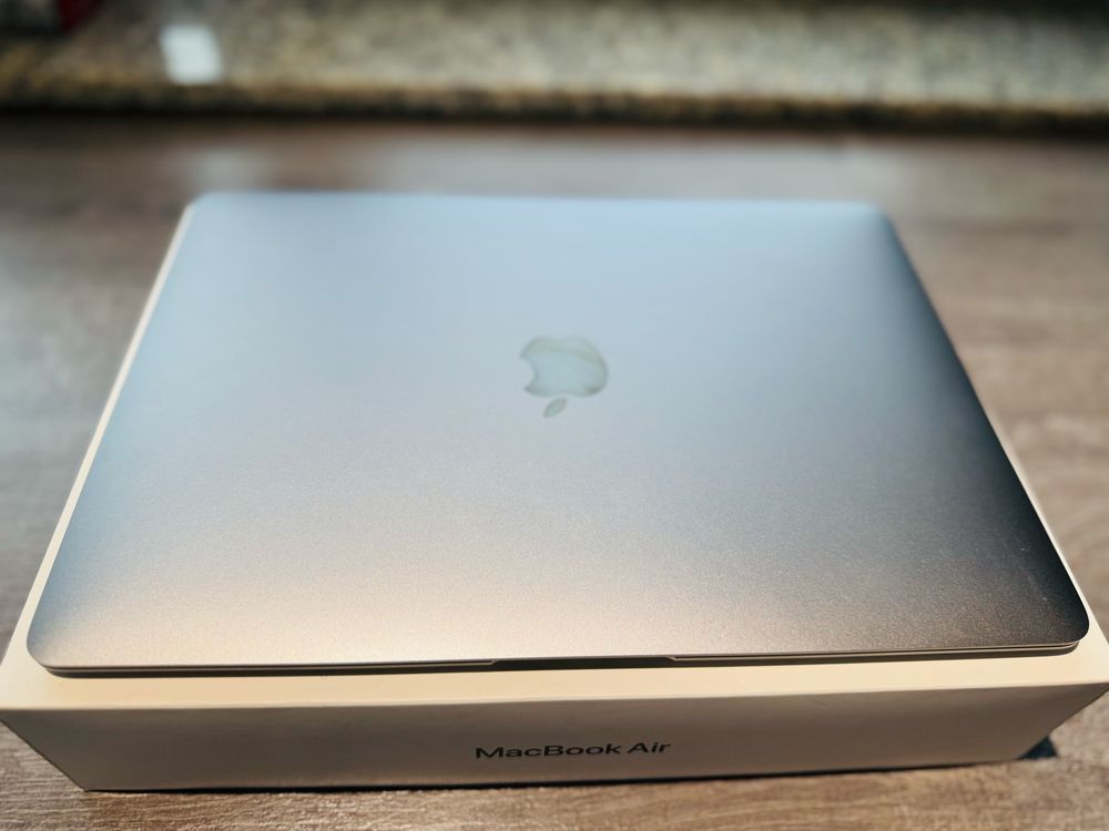 MacBook Air M1, Space Grey