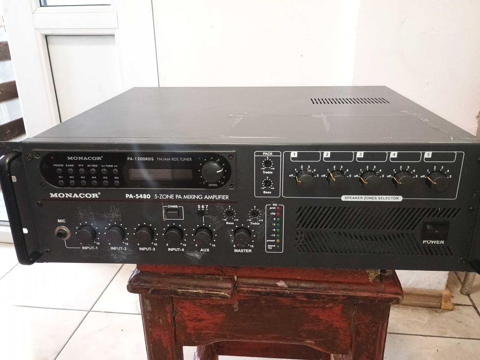 Vând statie Monacor