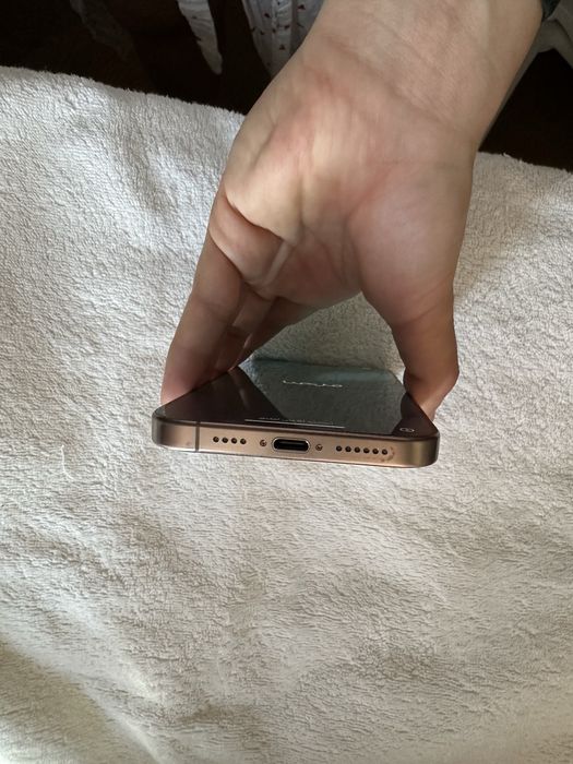 Iphone 16 pro max 256 в идеальном состоянии