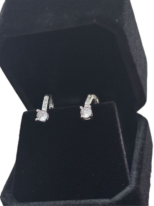 Cercei argint 925 - noi - stantati - cu pietre pretioase