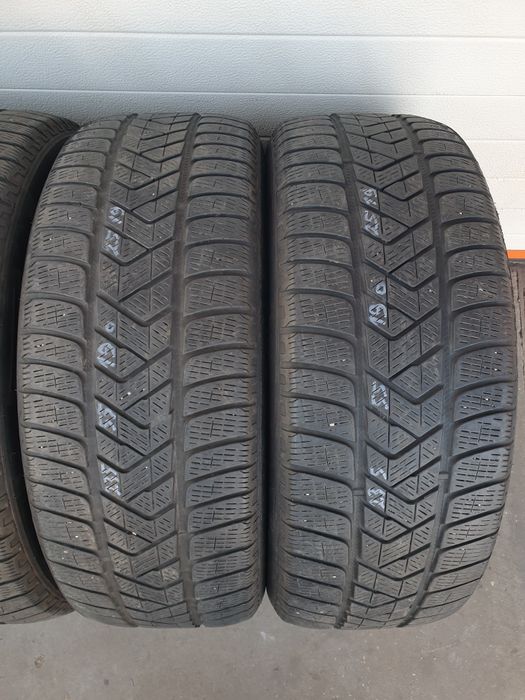 Зимни гуми 4 броя PIRELLI Scorpion 235 55 R19 дот 2519