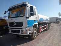 Автоцистерна водовоз поливальная Shacman L3000 6x4