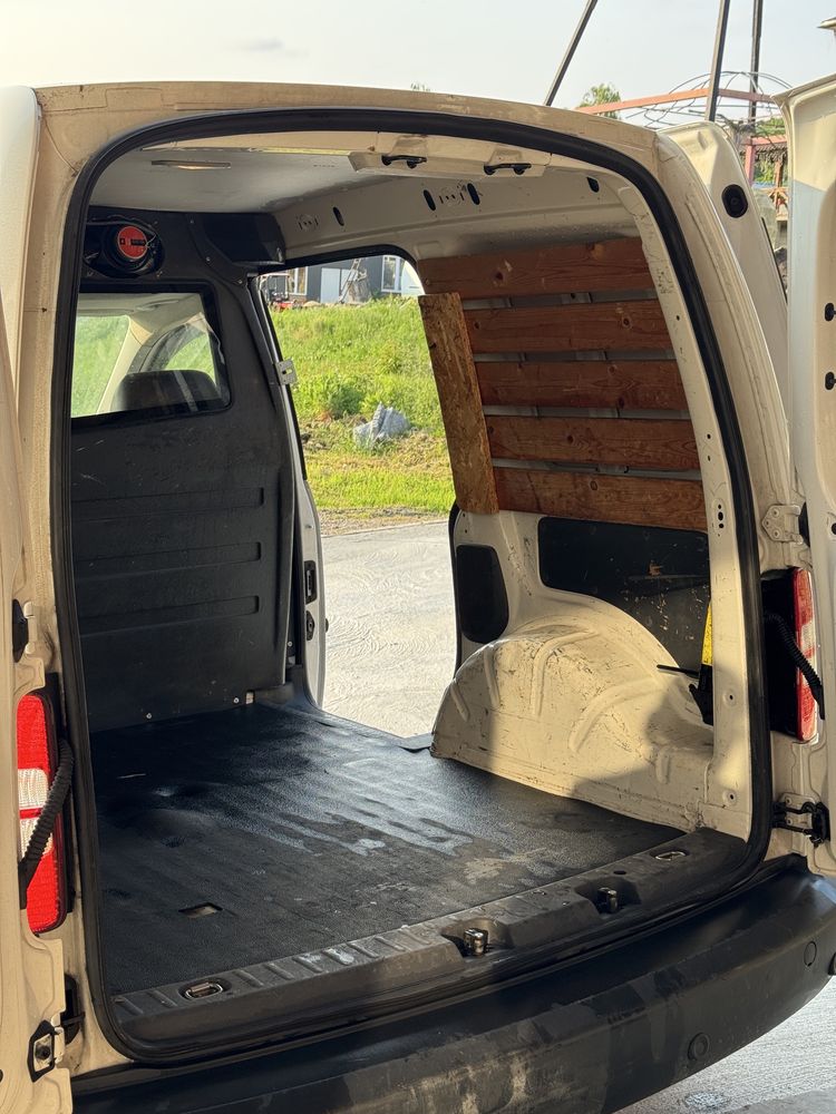 Volkswagen Caddy 1.6 TDI 2012