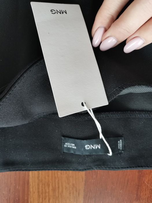 Fusta mini Mango XS noua