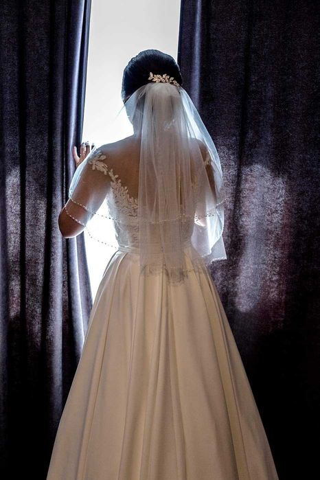 Rochie mireasa- corset si 2 fuste