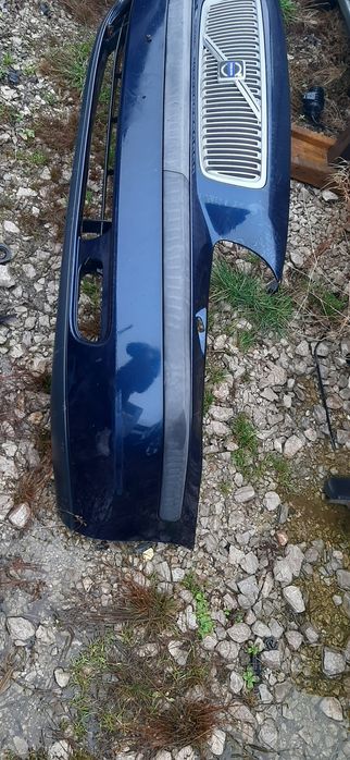 предна броня за волво в70