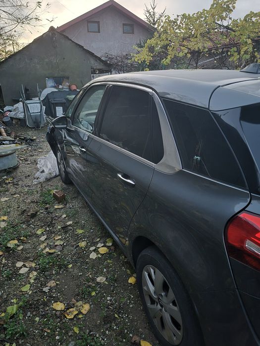 Vand cirroen c4 picasso 2014 avariat