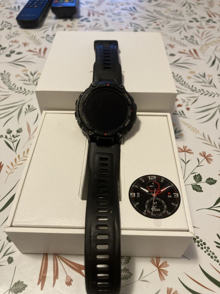 Смарт часовник Xiaomi Amazfit Watch T-rex Black, 1.3” (3.30cm)