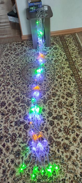 Продам ёлку искуственную