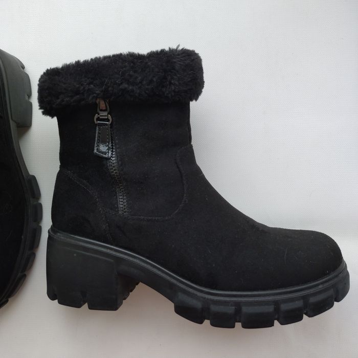 Сапоги женские продам