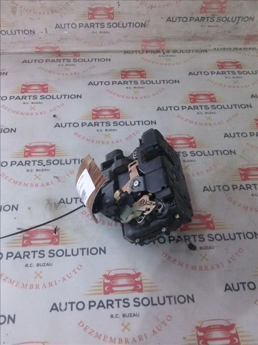 broasca usa stanga fata skoda octavia 1