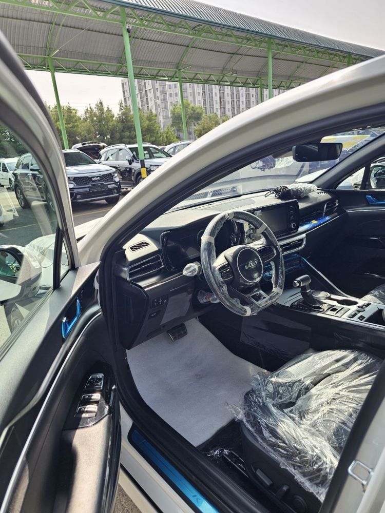 K5 gtline 2022 yil rangi oq kraska toza