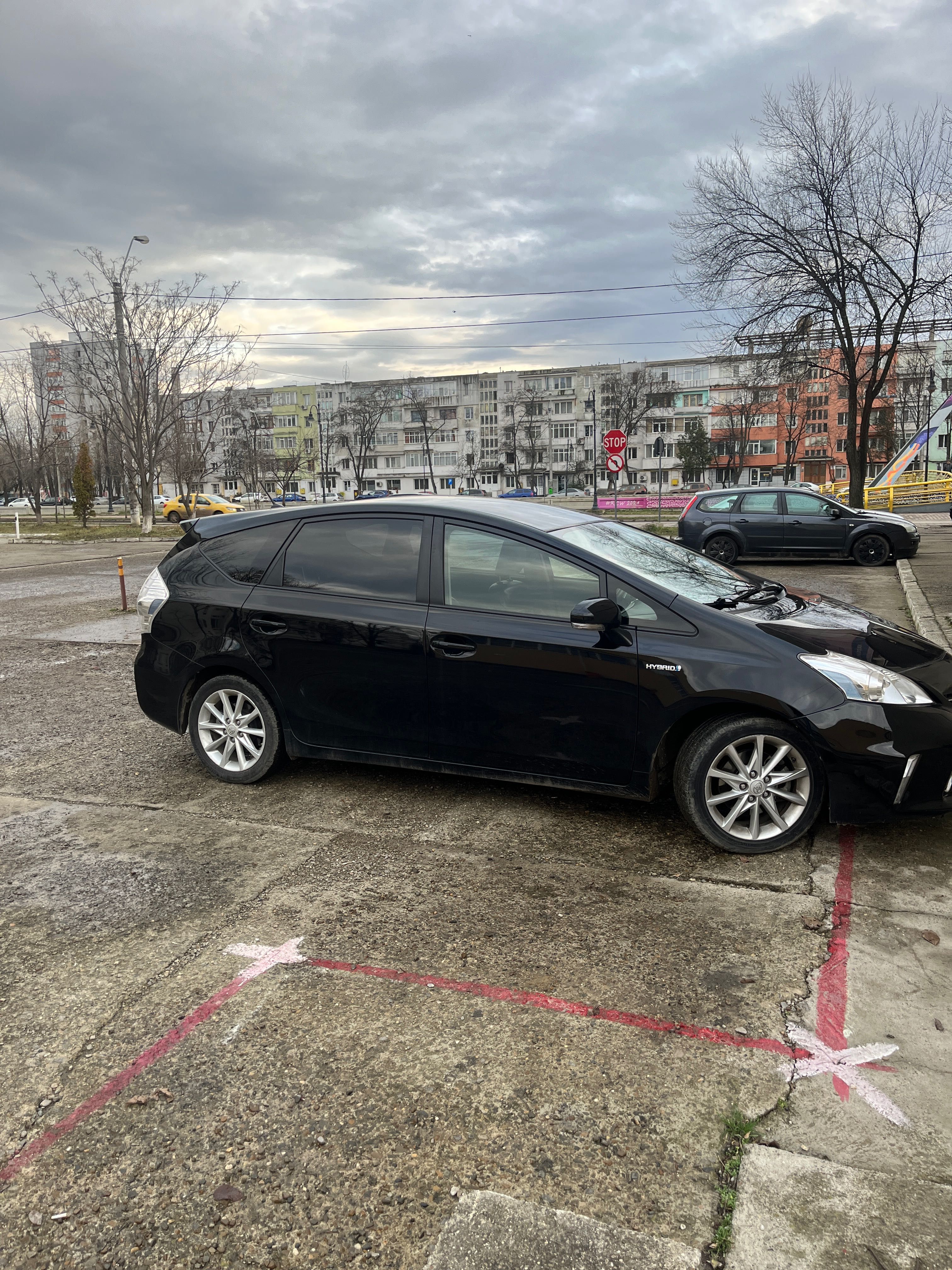 Toyota prius plus +  7 locuri, 2014, hibrid, piele