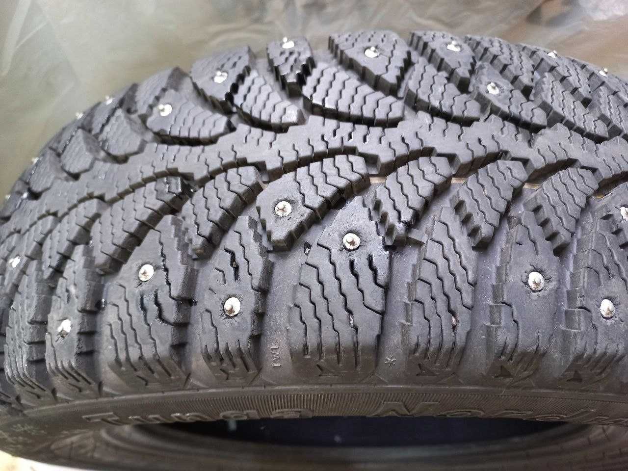 195X65 R15 За 2 ШИНЫ
