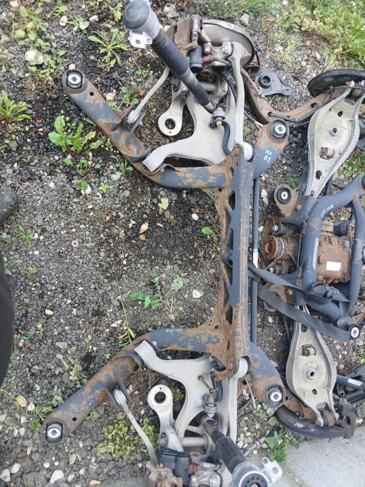 Punte spate audi a4 b8