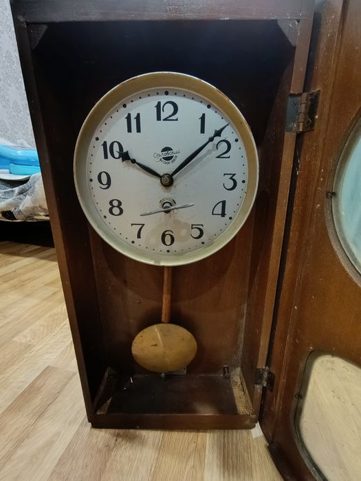 Продам часы антиквариат