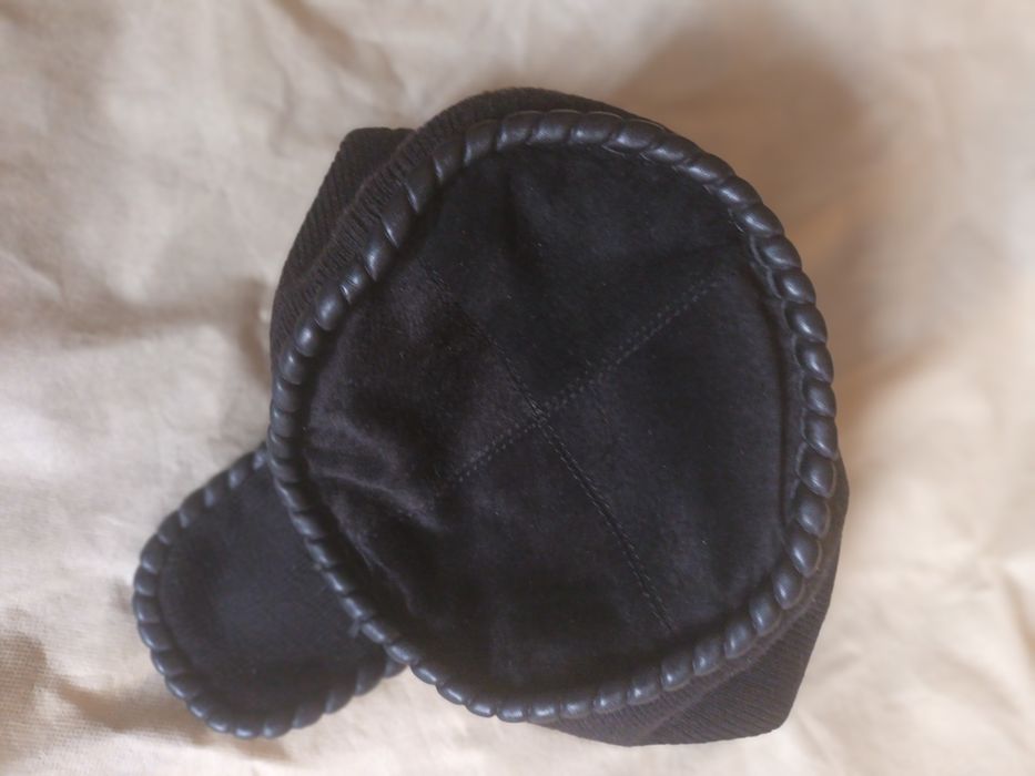 Продам 2 классные шапки