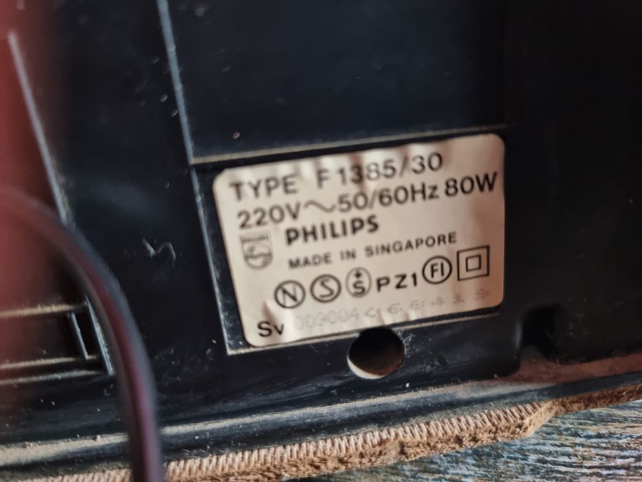 Vând pick-up Philips