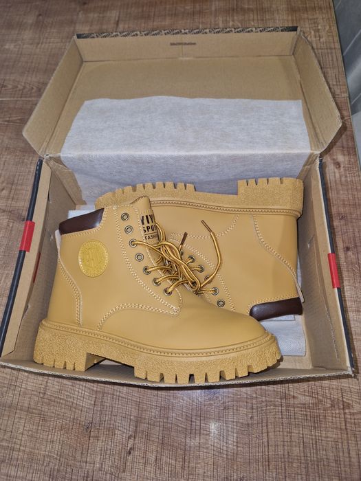 Ghete unisex marimea 37