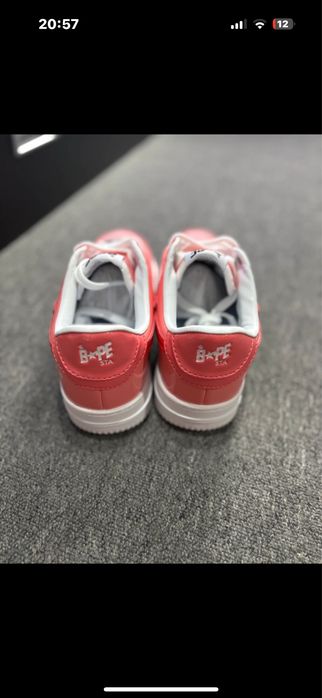 Bapesta 38.5 38.5 daca ai 38/39 sunt perfecte