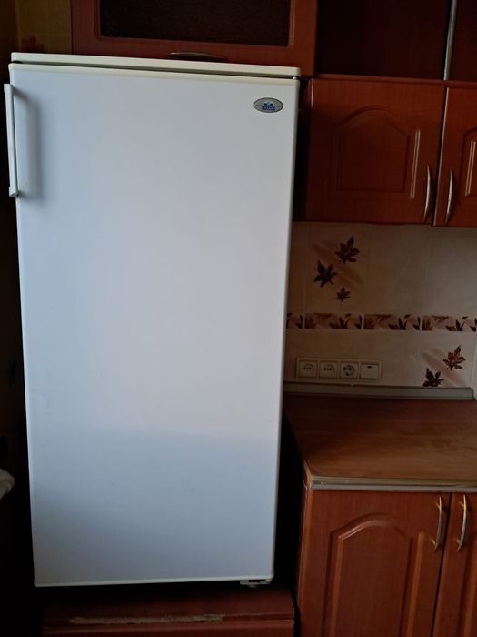 Продам холодильник.