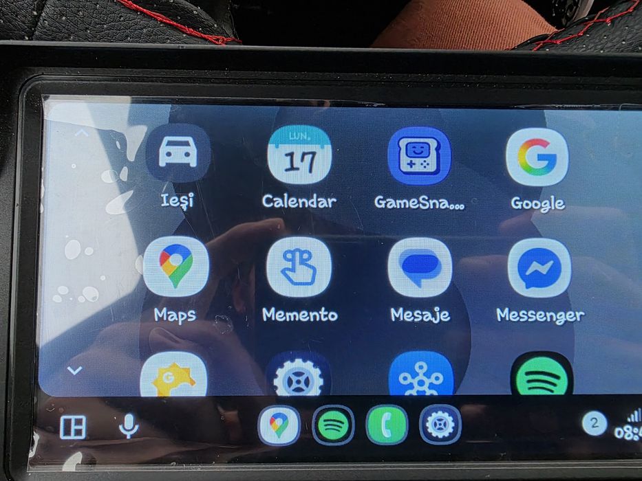 Vând navigație auto universală